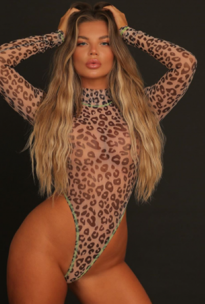 Azariah - Quebec City female stripper for VIP house and cabin weekends